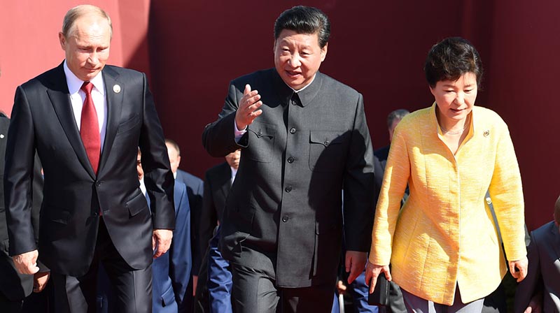 Presidente chinês anuncia a redu??o em 300 mil de efetivos do exército