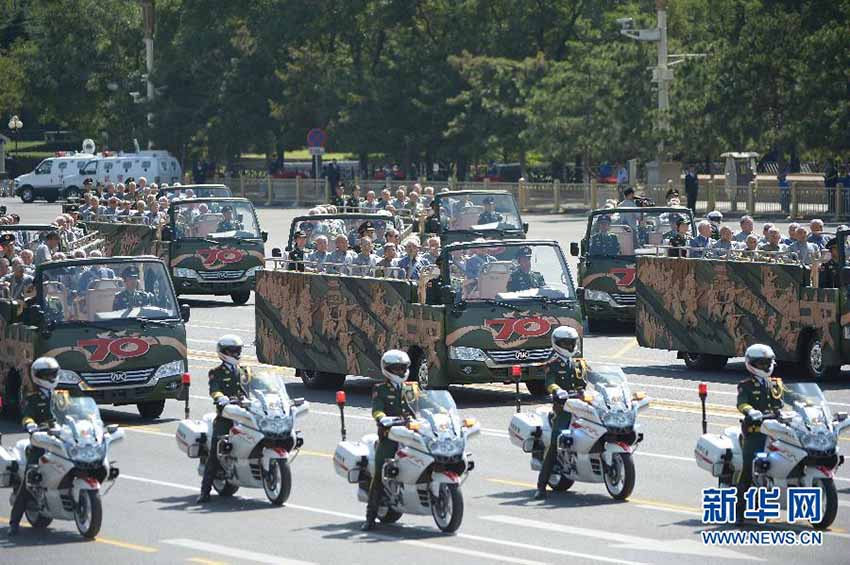 Parada do Dia da Vitória: Forma??o de Veteranos presente na Pra?a Tiananmen