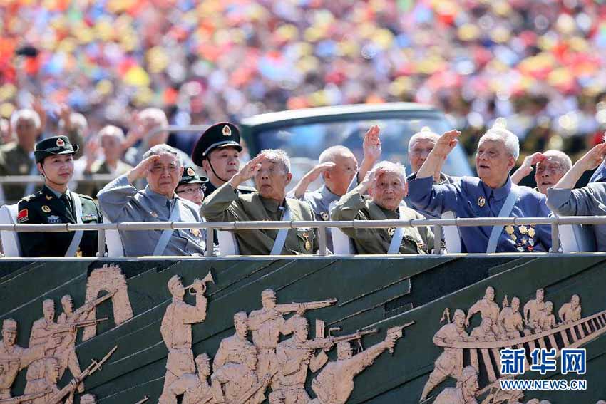 Parada do Dia da Vitória: Forma??o de Veteranos presente na Pra?a Tiananmen