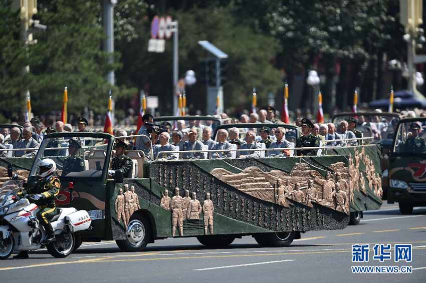 Parada do Dia da Vitória: Forma??o de Veteranos presente na Pra?a Tiananmen