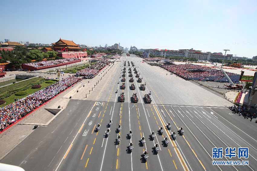 Parada do Dia da Vitória: Forma??o de Veteranos presente na Pra?a Tiananmen