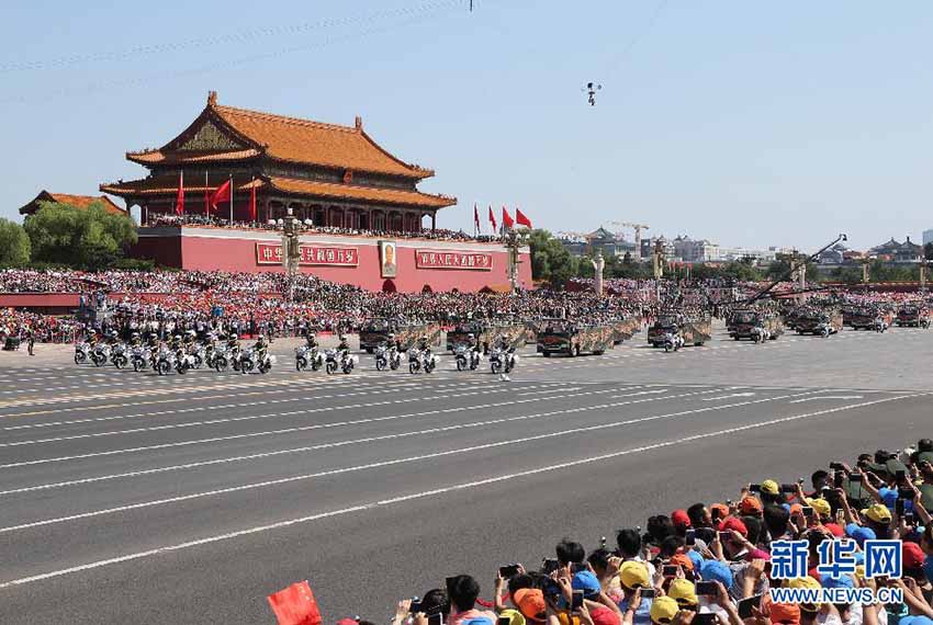 Parada do Dia da Vitória: Forma??o de Veteranos presente na Pra?a Tiananmen