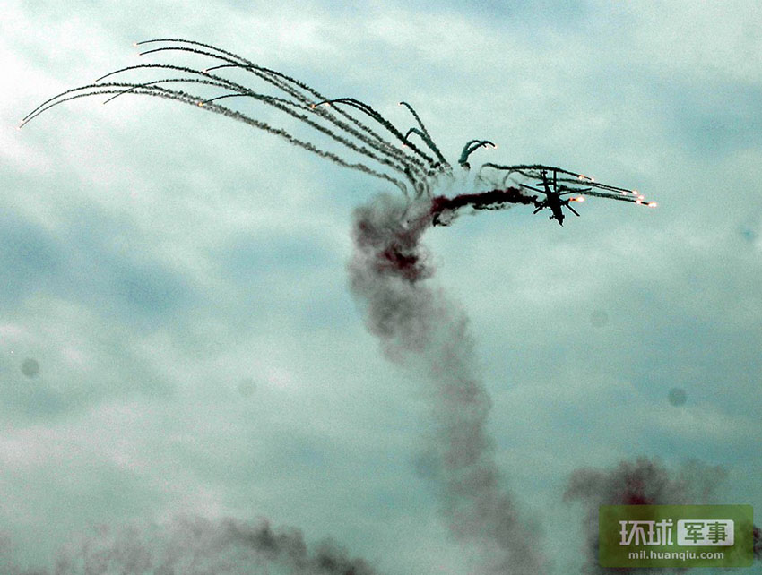 Inaugurada 3a Exibi??o Internacional de Helicópteros em Tianjin