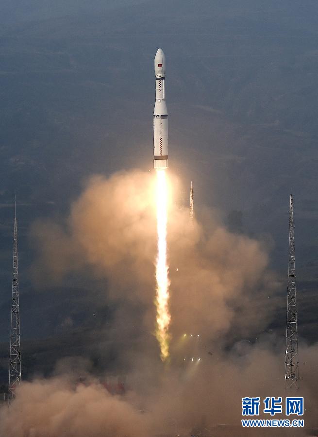 Foguete portador da China envia 20 satélites ao espa?o