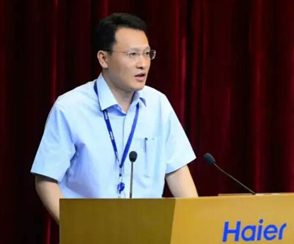 Top 15 de presidentes de empresas chinesas na comitiva de Xi Jinping