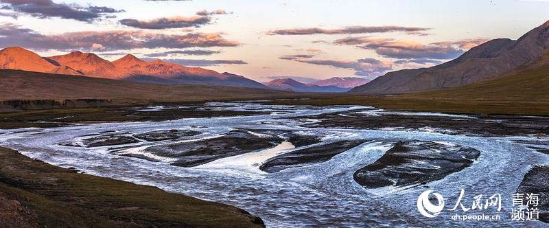 Geoparque Mundial da Montanha Kunlun é aberto ao público