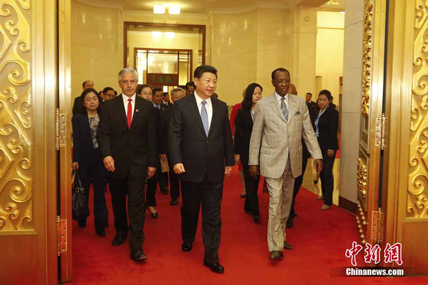 China promete erradicar os 70 milh?es de popula??o na pobreza ao longo de cinco anos
