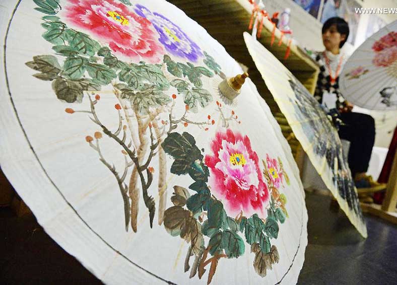 Exibi??o de patrim?nios culturais intangíveis é realizada no leste da China