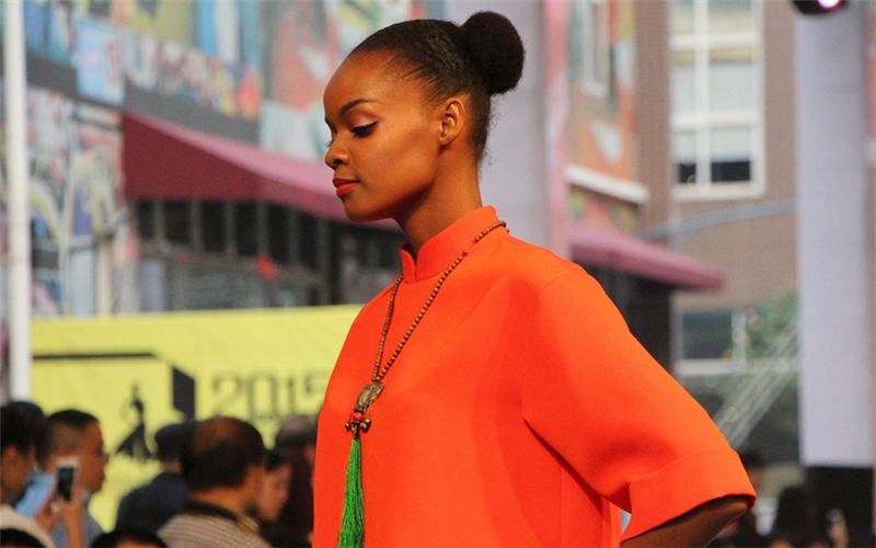 Come?a a Semana da Moda de Chengdu 2015