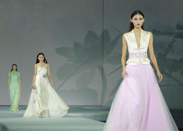 Come?a a Semana da Moda de Chengdu 2015