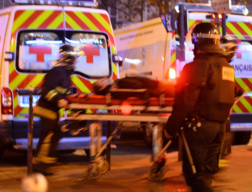 Terror em Paris: Fran?a sofre ataque terrorista, mais de 150 mortes confirmadas 