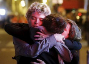 Fran?a sofre ataque terrorista, mais de 150 mortes confirmadas
