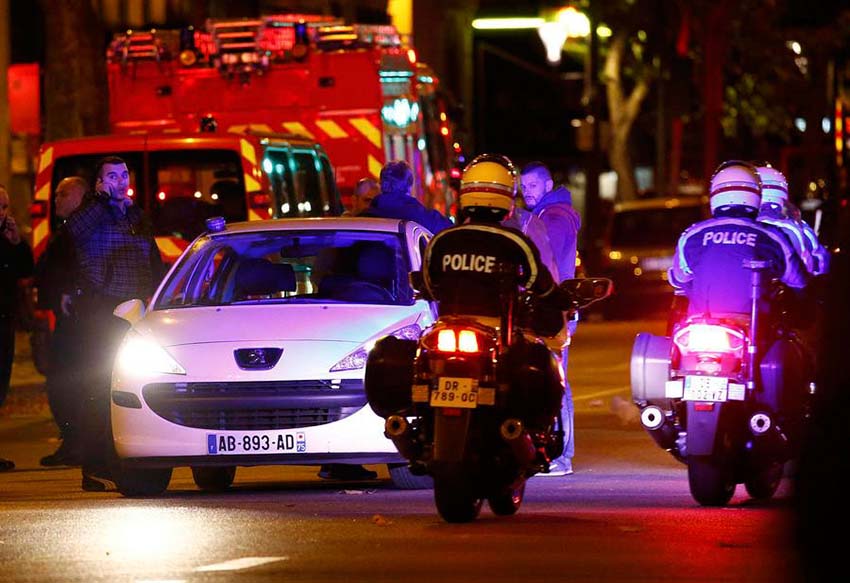 Ataques em Paris instam China a refor?ar medidas de seguran?a