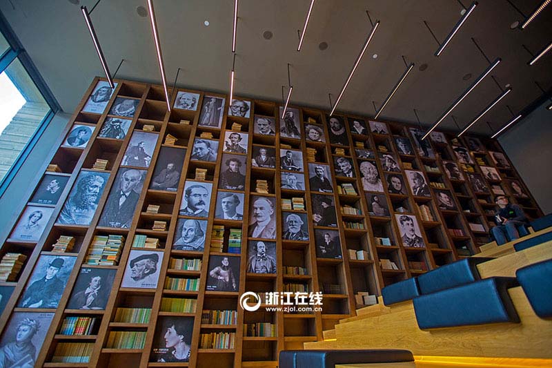 Biblioteca que mais se parece com uma exposi??o de arte é inaugurada em Wuzhen