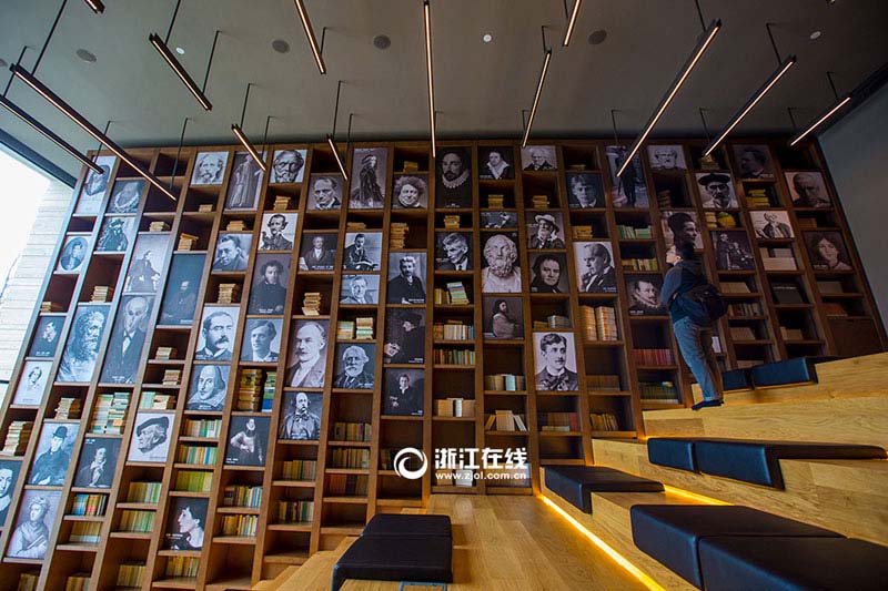 Biblioteca que mais se parece com uma exposi??o de arte é inaugurada em Wuzhen