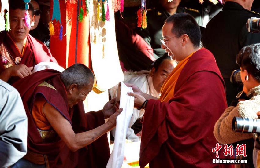 Tibete comemora 20o aniversário da entroniza??o do Panchen Lama