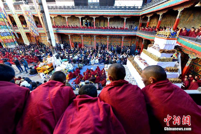 Tibete comemora 20o aniversário da entroniza??o do Panchen Lama