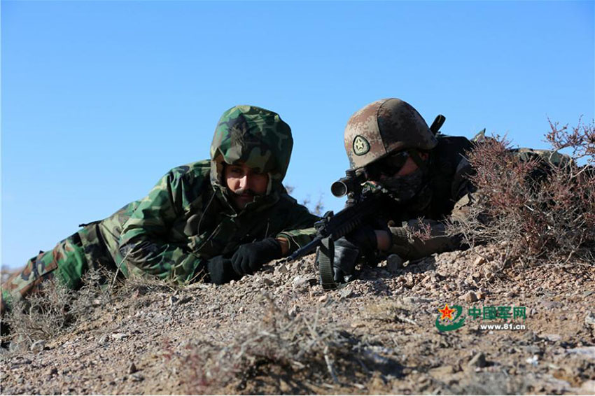 China e Paquist?o realizam exercício conjunto antiterrorismo