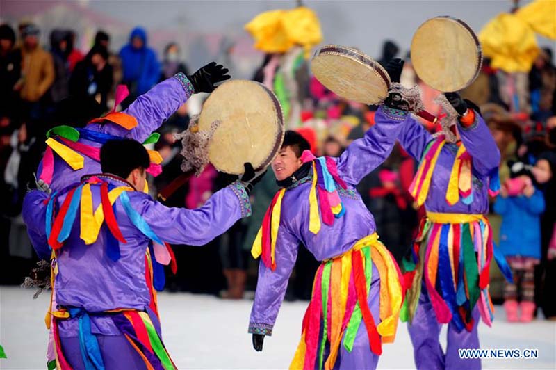 4o Festival de Pesca de Inverno é aberto no nordeste da China
