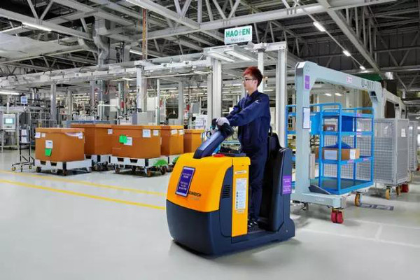 BMW abre primeira fábrica de motores na China