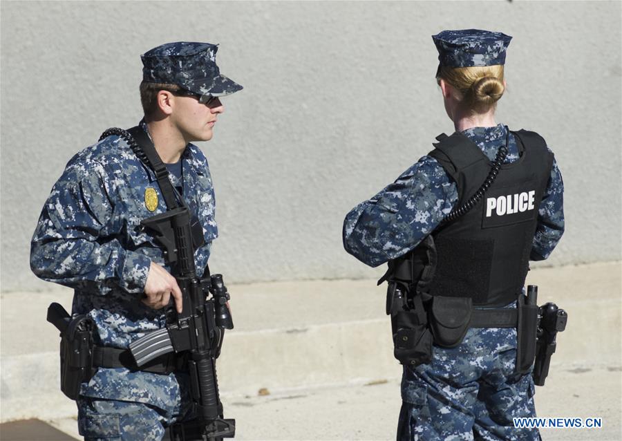 Centro Médico Naval de San Diego n?o possui sinais de tiroteio