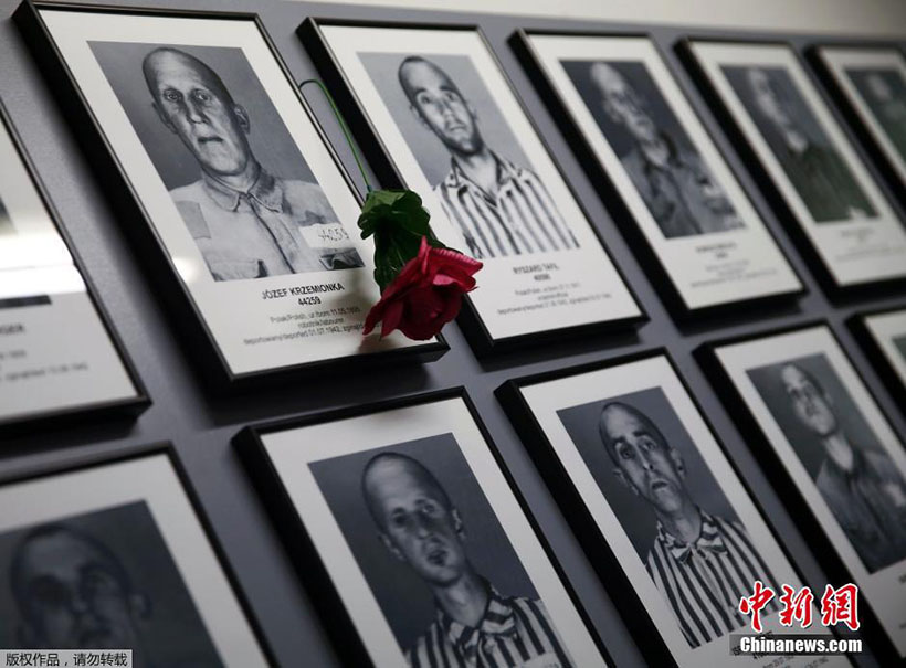 Cerim?nia no campo de concentra??o de Auschwitz homenageia vítimas do Holocausto