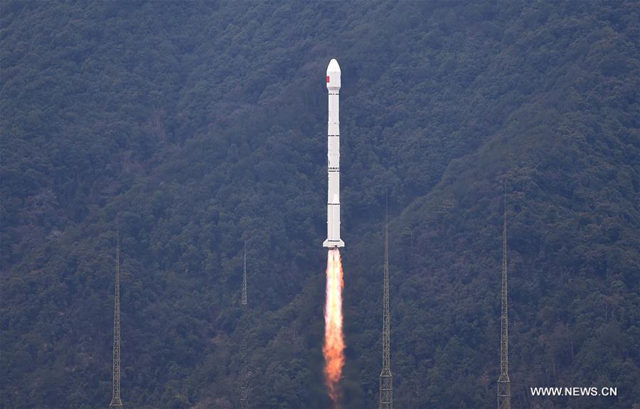 China lan?a 21o satélite de navega??o Beidou