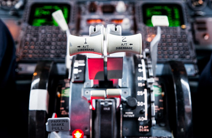 Imagens incríveis fotografadas da cabine do avi?o por um piloto alem?o