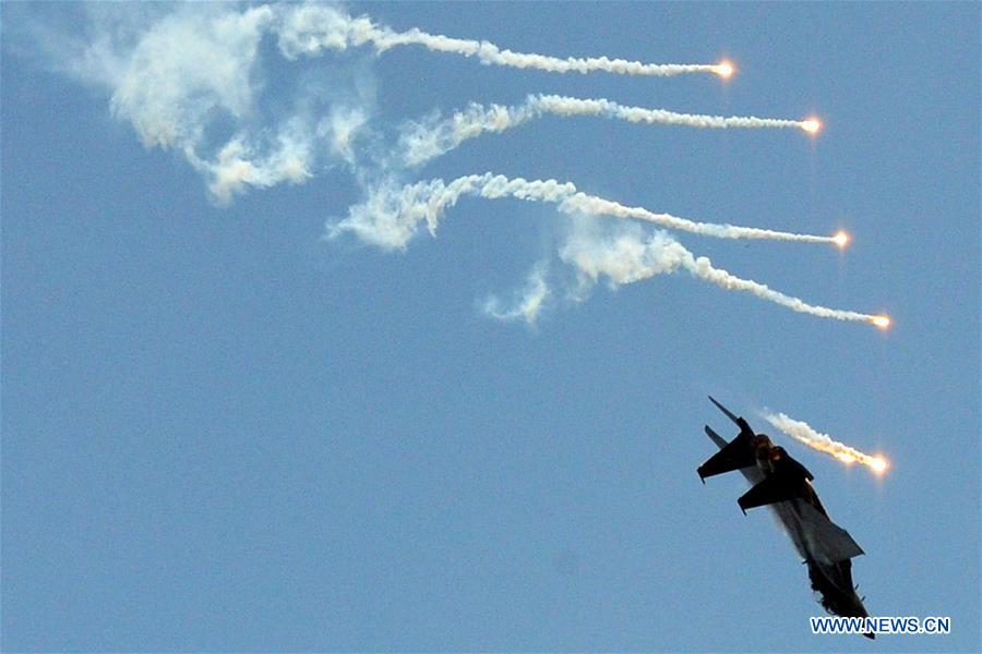 Singapura realiza exposi??o aérea internacional