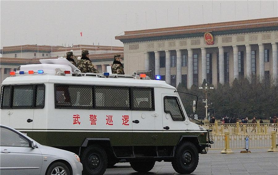 Beijing refor?a seguran?a para as “Duas Sess?es”