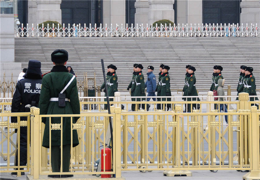 Beijing refor?a seguran?a para as “Duas Sess?es”
