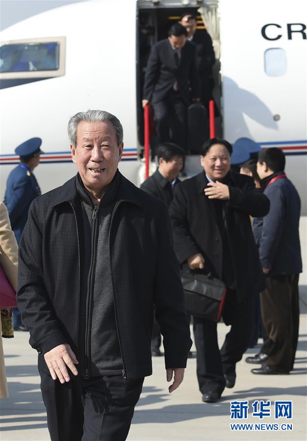 Membros da CCPPCh come?am a chegar a Beijing