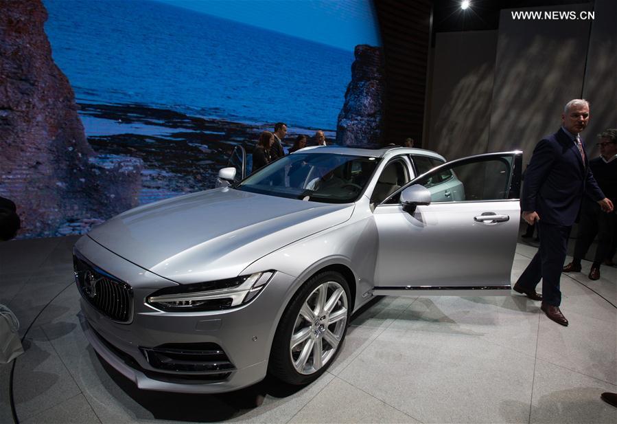 Génova realiza 86o Show Internacional de Automóveis