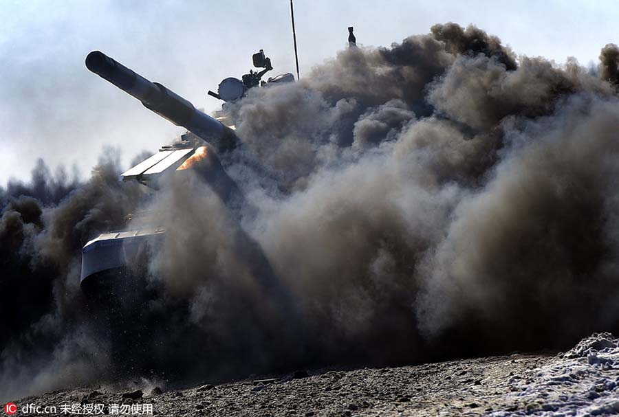 Realiza-se na Rússia a competi??o Tank Biathlon de 2016