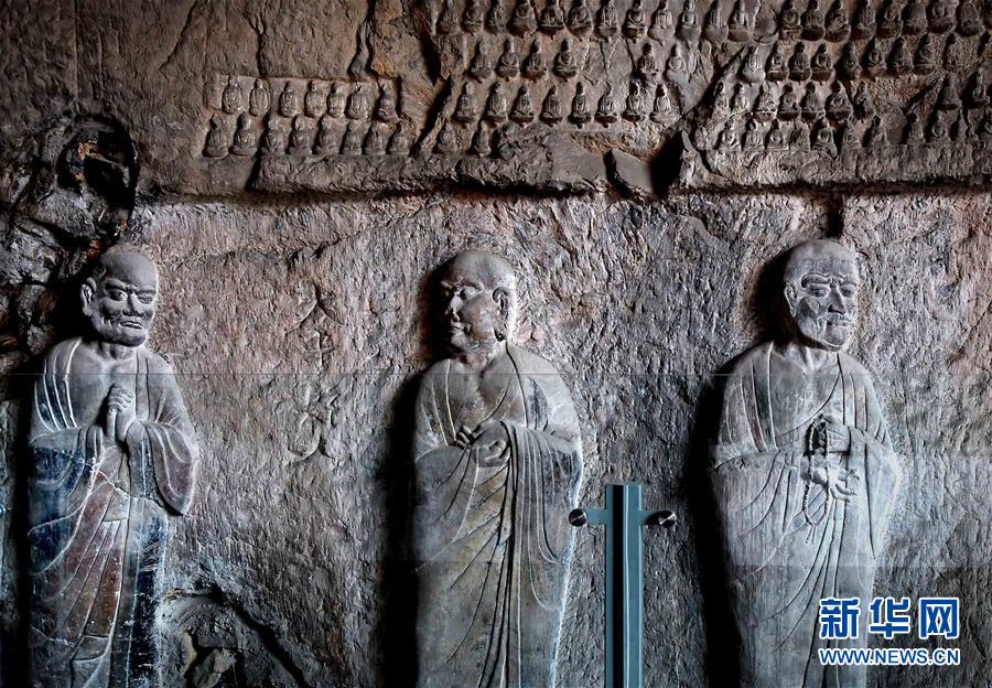 Grutas Longmen abrem nova caverna budista