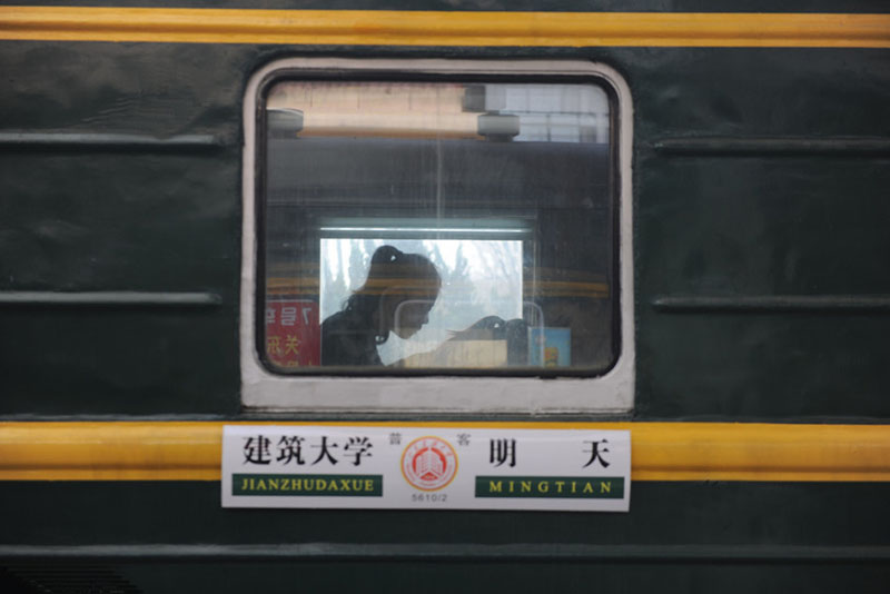 Insólito: Vag?es de trem servem de cantina em uma universidade chinesa