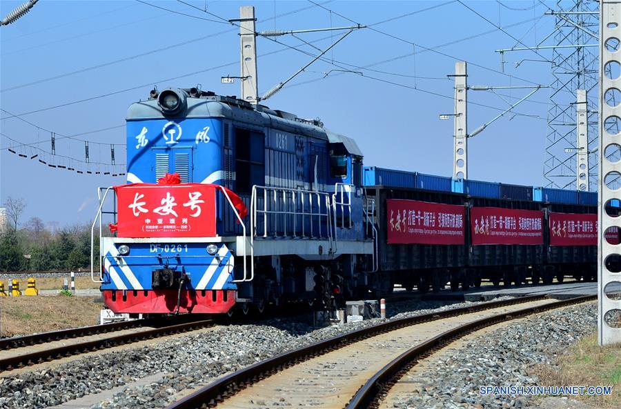 Trem de cargas do noroeste da China se conecta ao Cazaquist?o