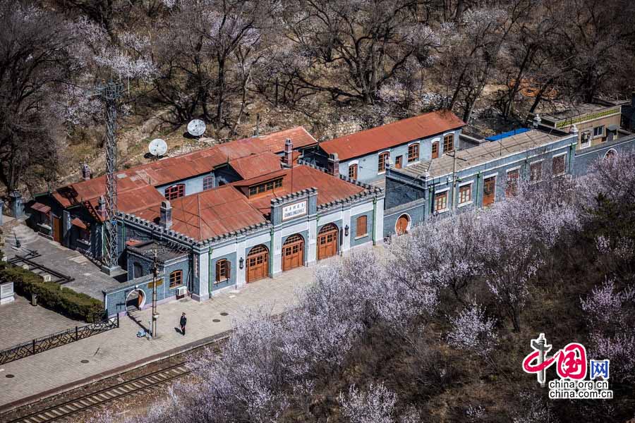 Uma fus?o entre beleza e história: A esta??o ferroviária de Qinglongqiao