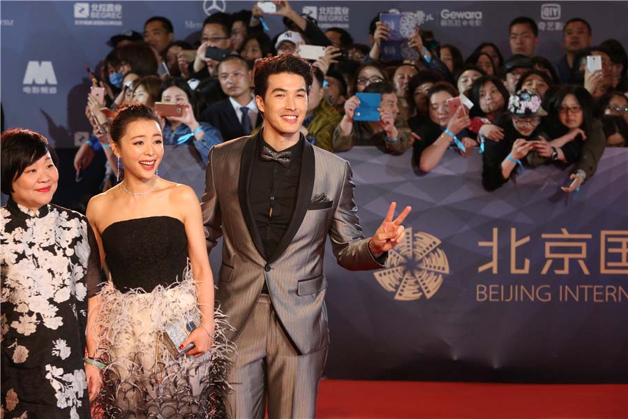 Estrelas comparecem ao 6o Festival Internacional de Cinema de Beijing
