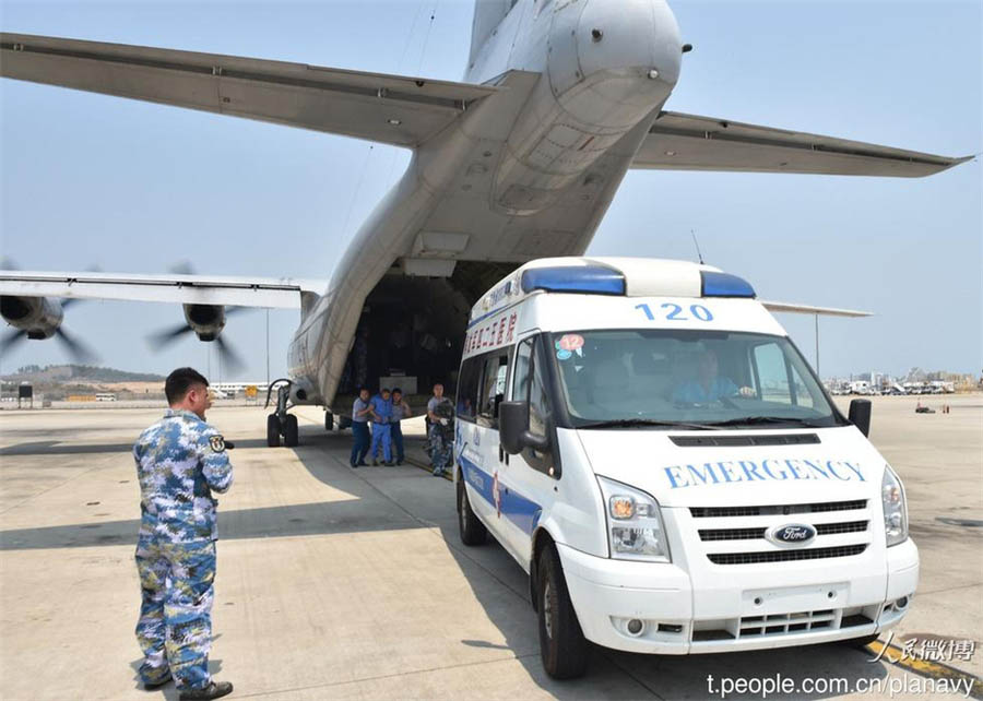 EPL realiza miss?o histórica de assistência médico-hospitalar no Mar do Sul da China