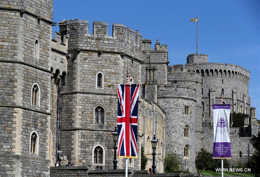 90o aniversário da rainha britanica Elizabeth II celebrado em Londres