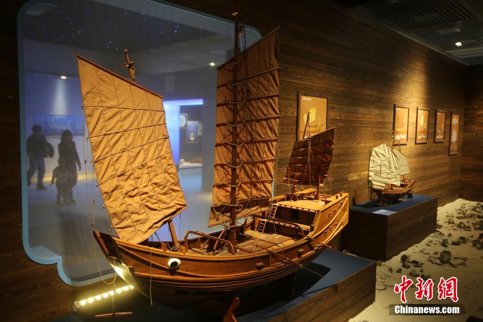 Exposi??o em Nanjing revela relíquias culturais da antiga Rota da Seda Marítima