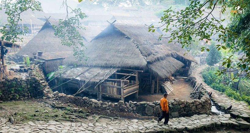 última tribo primitiva da China