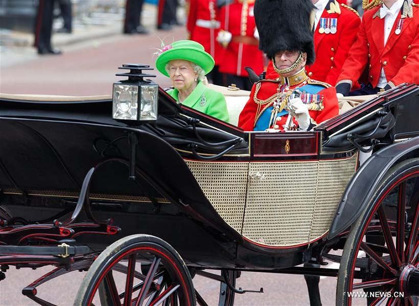 90o aniversário da Rainha Isabel II é celebrado em Londres