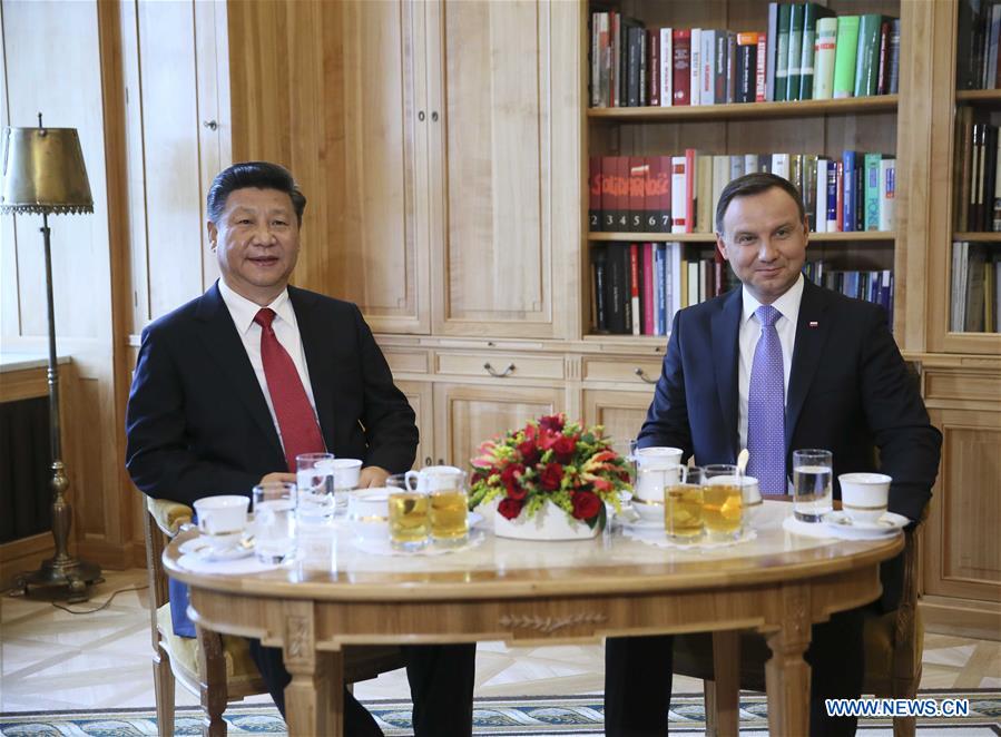 China e Pol?nia elevam la?os para nível de parceria estratégica integral