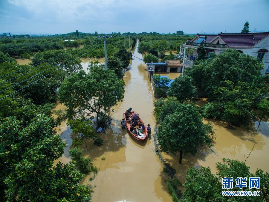 Chuvas deixam 42 mortos e 25 desaparecidos na China