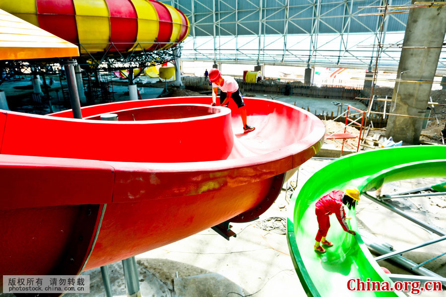 Conhe?a o maior parque aquático no noroeste da China