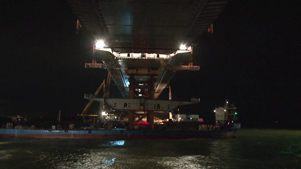 Megaprojeto: Ponte Hong Kong -Zhuhai-Macau come?a fase de conclus?o
