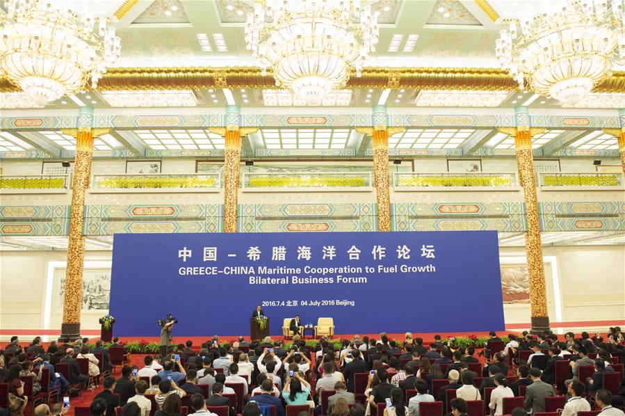 China está comprometida a resolver disputas marítimas através de diálogo, diz premiê