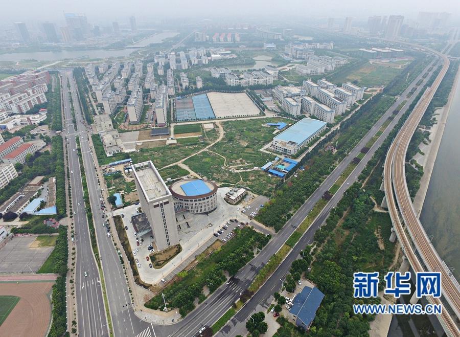 Novo edifício com formato semelhante a um “vaso sanitário” em universidade chinesa despoleta aten??o pública 